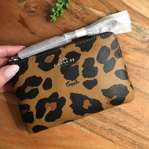 Coach NWT Wristlet in Leopard Print